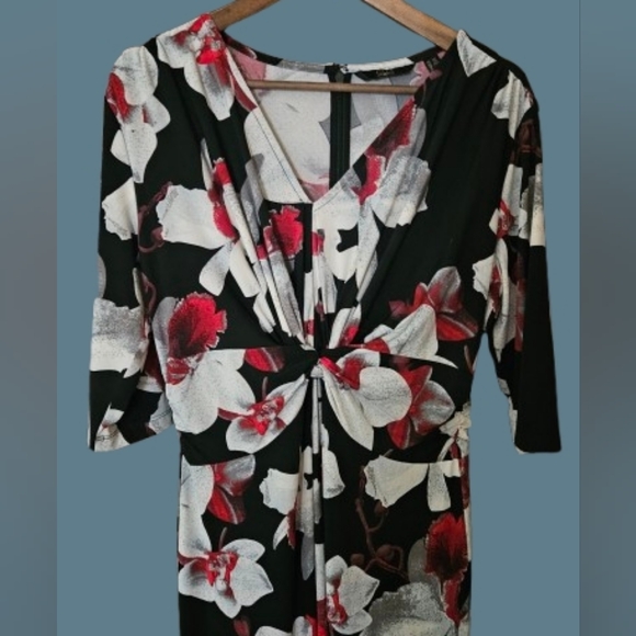 G.I.L.l Floral Maxi Dress - Picture 3 of 3